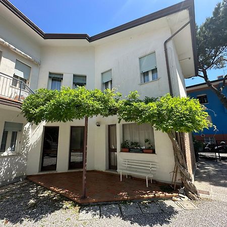 Apartamento Casa Francesca Caorle Exterior foto