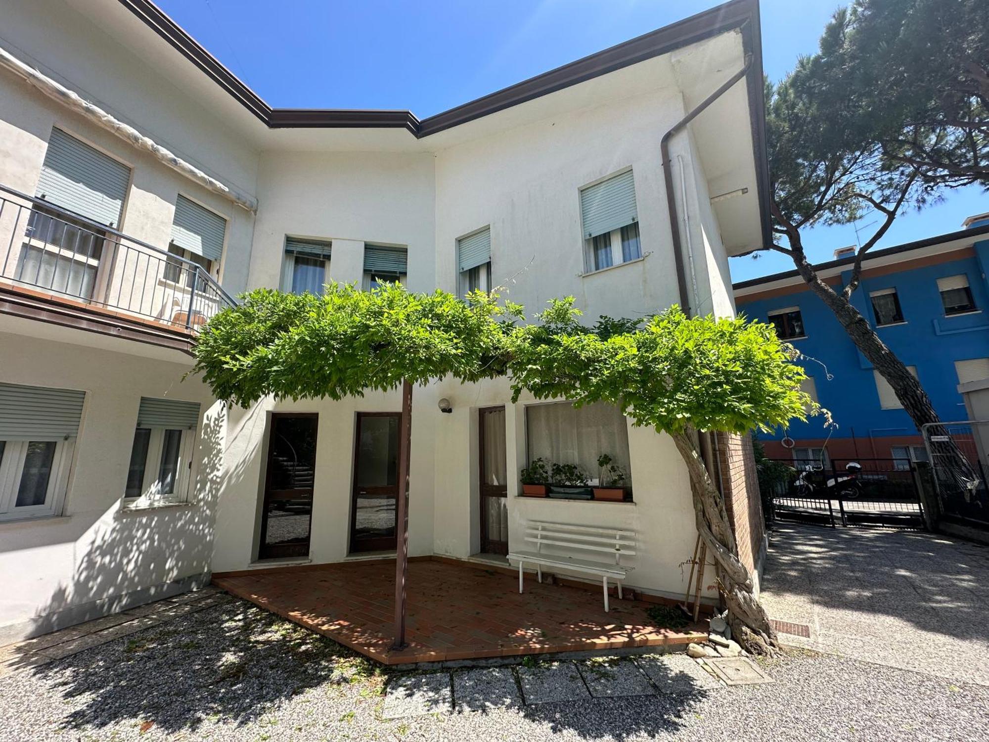 Apartamento Casa Francesca Caorle Exterior foto